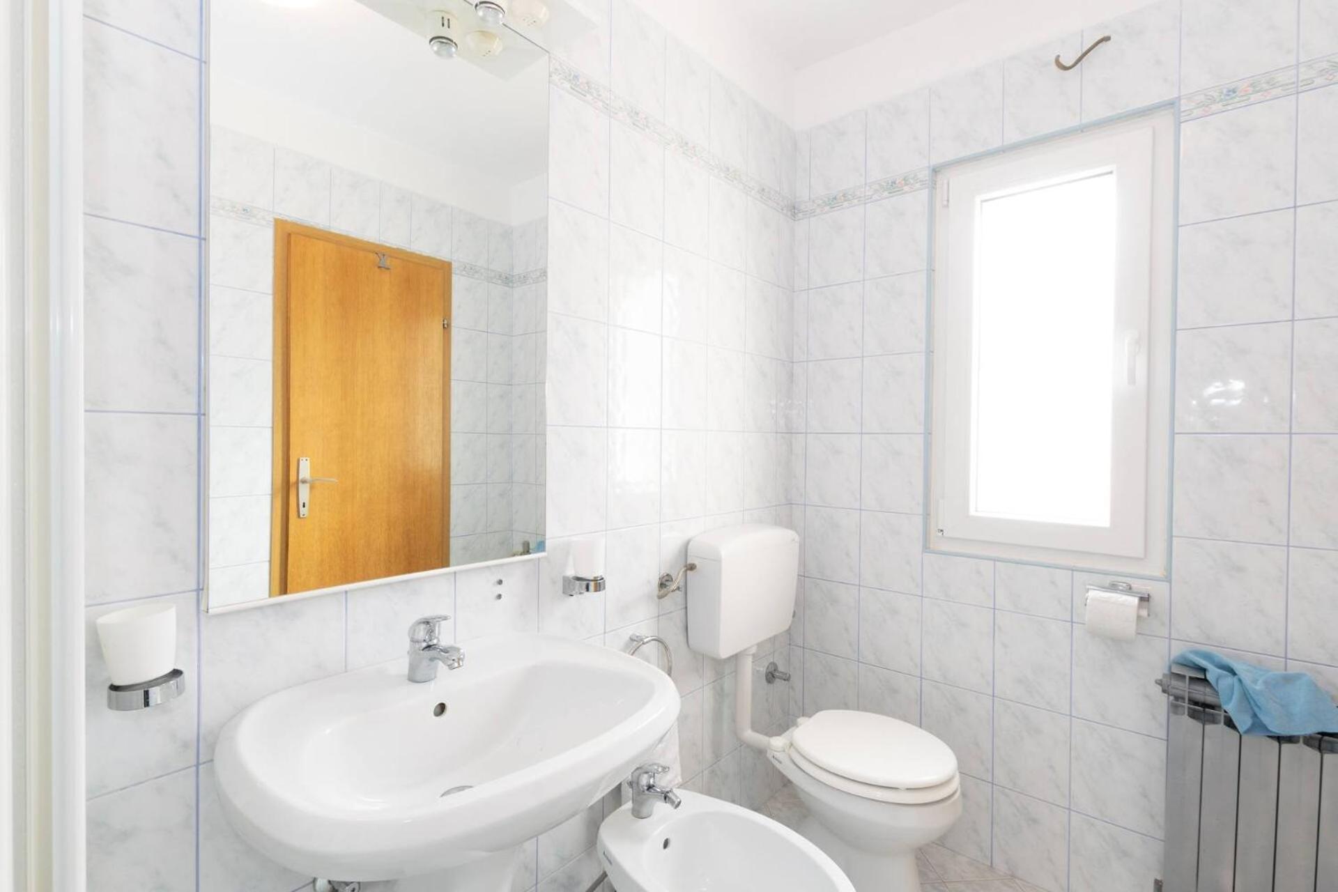 Family House With 2 Apartments - Irma เมดูลิน ภายนอก รูปภาพ