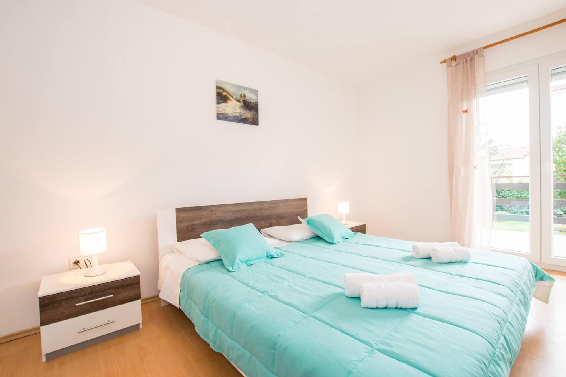 Family House With 2 Apartments - Irma เมดูลิน ภายนอก รูปภาพ